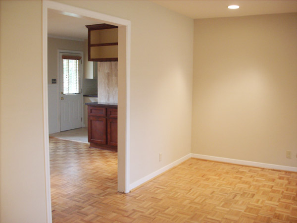 living room with large window, 4513 Hummingbird,Houston Texas real estate